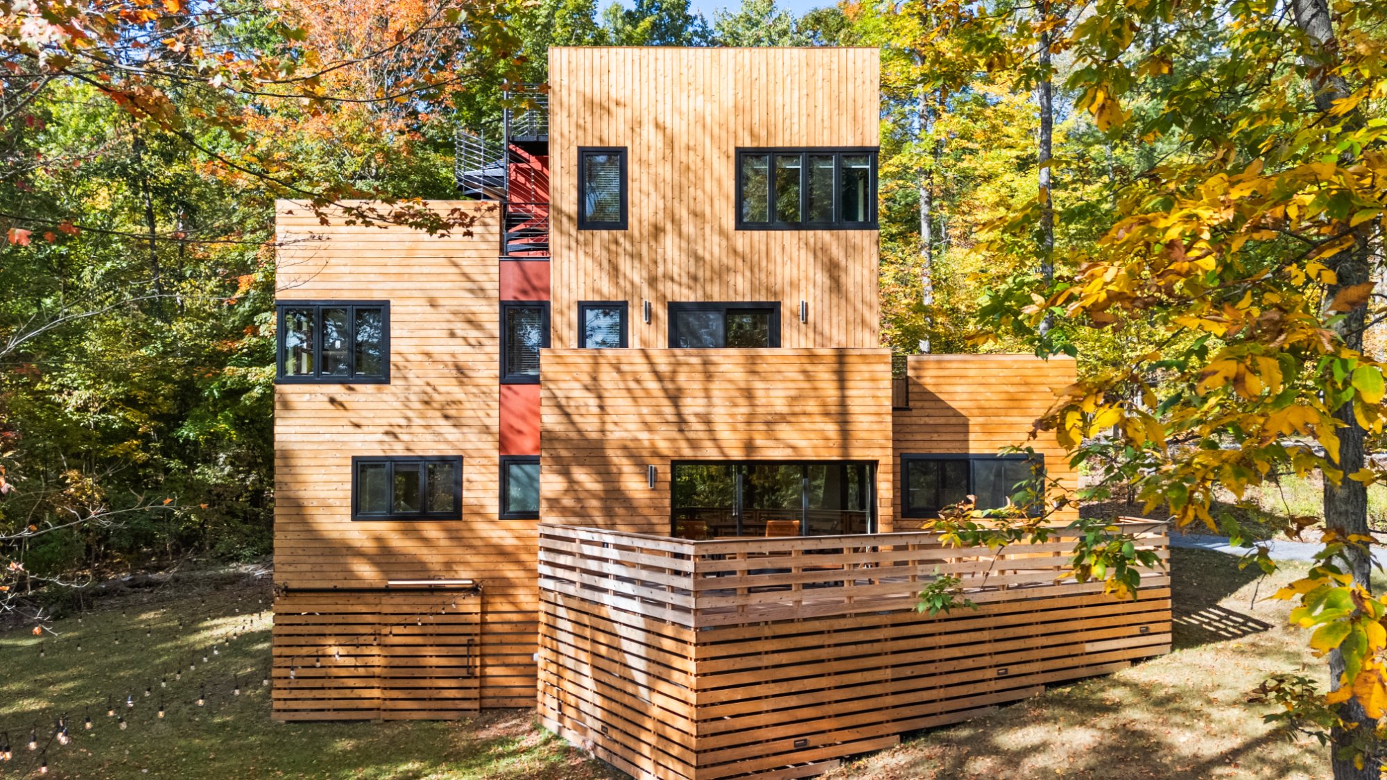 3414 Esperanza Rd — Modern