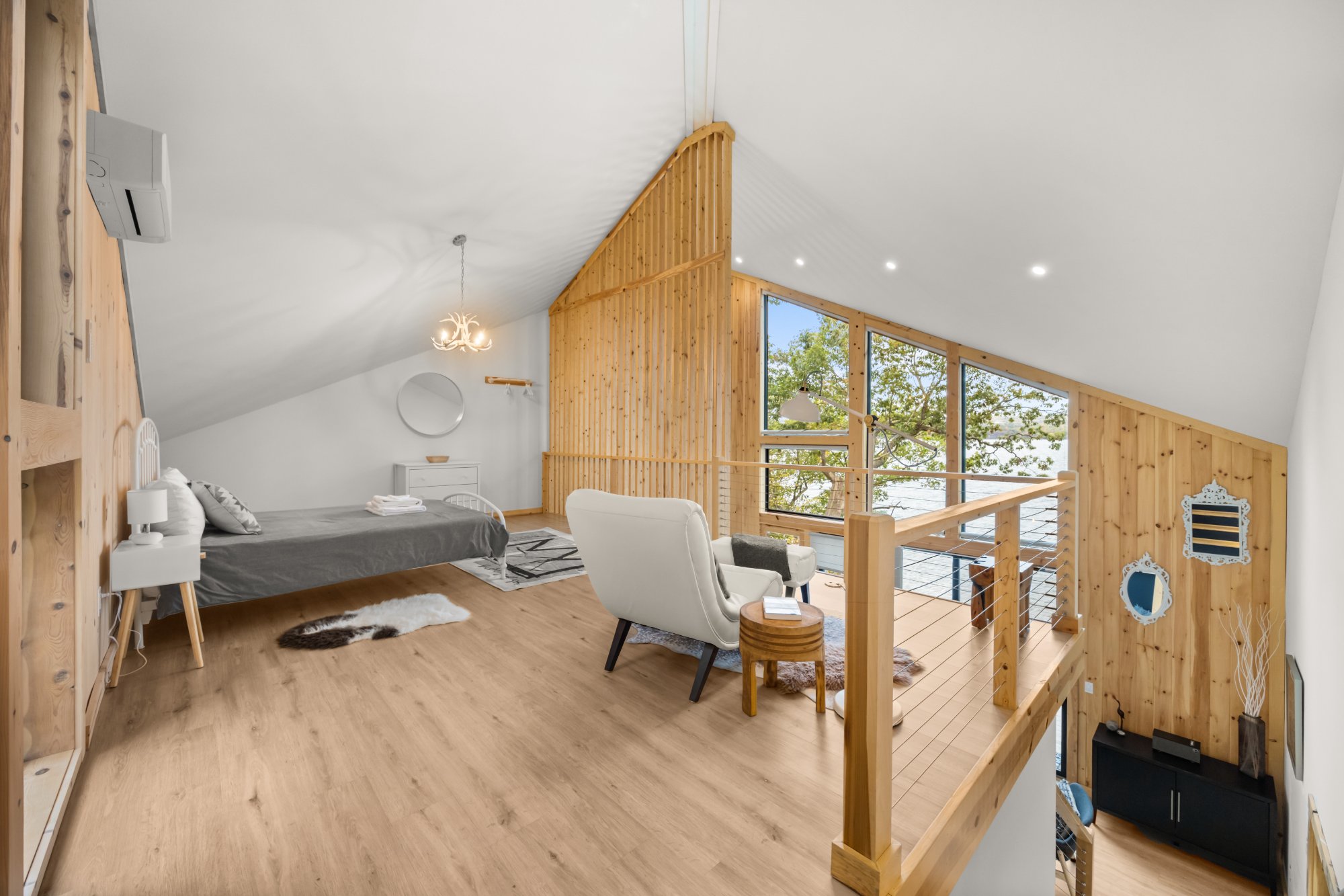 9644 Stowe Rd — Loft Bedroom